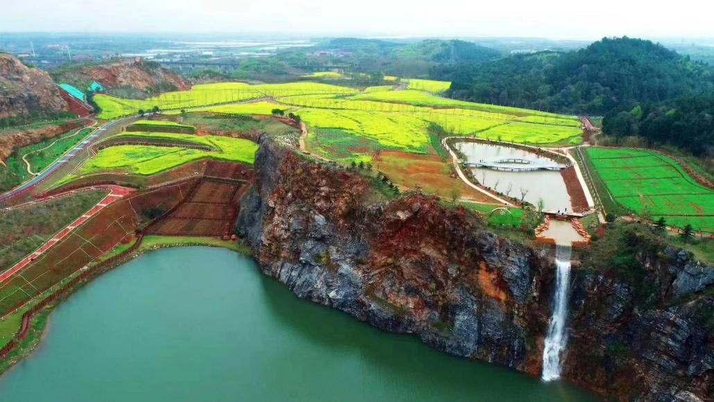 我校中國(guó)地質(zhì)大學(xué)(武漢)獲產(chǎn)學(xué)研合作創(chuàng)新成果優(yōu)秀獎(jiǎng)-地大熱能 我校中國(guó)地質(zhì)大學(xué)(武漢)獲產(chǎn)學(xué)研合作創(chuàng)新成果優(yōu)秀獎(jiǎng)-地大熱能